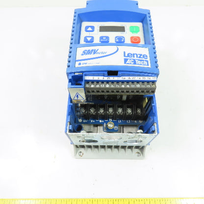 Lenze 13469590 ESV371N01SXB 0.5HP AC Variable Frequency Drive Inverter 120/240V