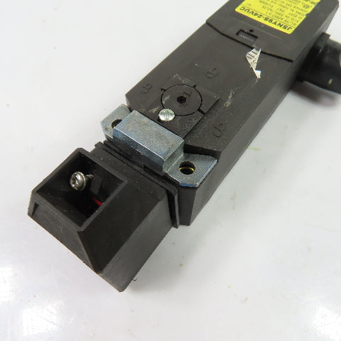 Jokab Safety JSNY9S-24VUC Solenoid Safety Interlock Switch 24V AC/DC IP67