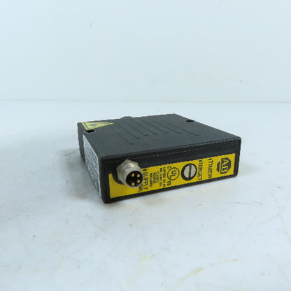 Allen-Bradley 45MLD-8LEA1-P4 Laser Diffuse Photoelectric Sensor 10-30VDC