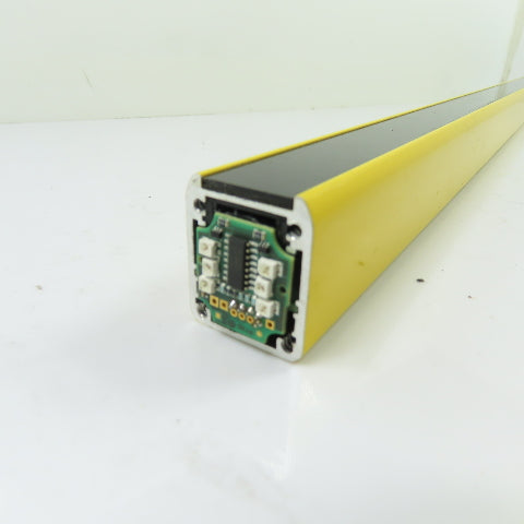 Schmersal 1216620 SLC440-R0570-14-01 Safety Light Curtain Receiver 24VDC 7.0m