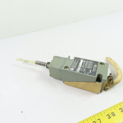 Allen-Bradley 802T-WSP Oiltight Limit Switch 2-Pole 600VAC Ser H
