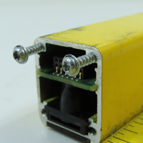 Schmersal SLC440COM-R-0410-14 Safety Beam Light Curtain Receiver Missing End Cap