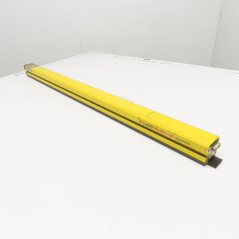 Leuze CR30-900M/BH Safety Beam Light Curtain Emitter Missing Endcap & Board