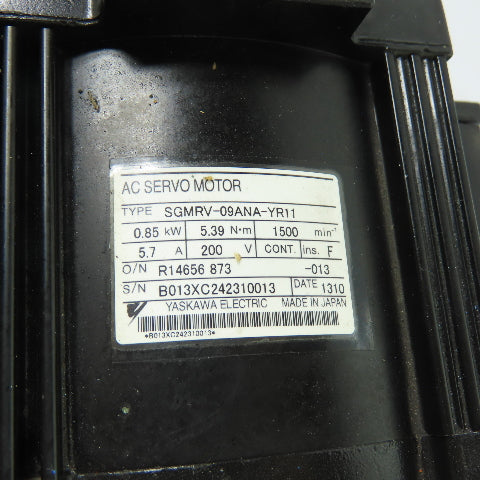 Yaskawa SGMRV-09ANA-YR11 0.85Kw AC Servo Motor 1500RPM 200V