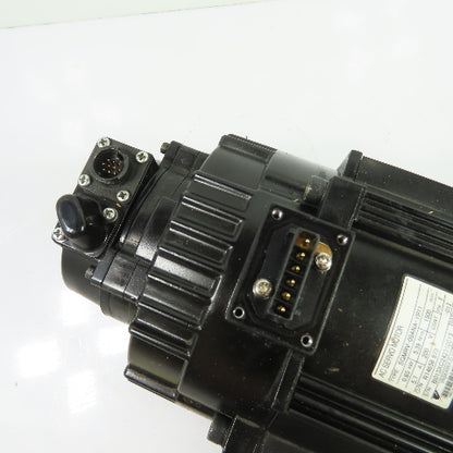 Yaskawa SGMRV-09ANA-YR11 0.85Kw AC Servo Motor 1500RPM 200V