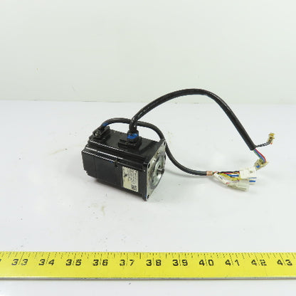 Yaskawa SGMPH-01ANA-YR13 100W AC Servo Motor 200V 3Ph 3000RPM 0.1kW