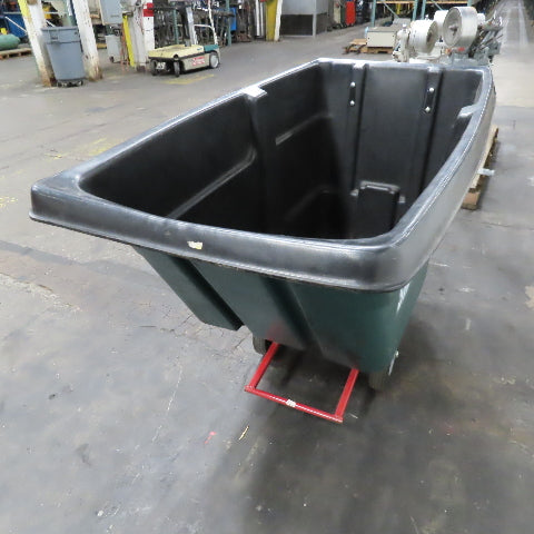 Rubbermaid No. 1314 1 Cubic Yard Commercial Plastic Hopper Tilt Truck 850Lbs.
