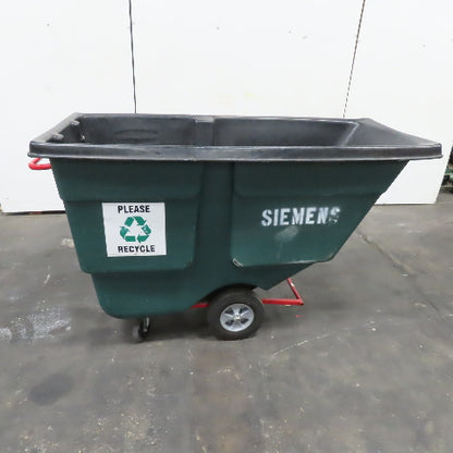 Rubbermaid No. 1314 1 Cubic Yard Commercial Plastic Hopper Tilt Truck 850Lbs.