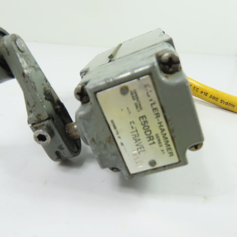 Cutler-Hammer E50SA Heavy Duty Limit Switch Body W/ E50DR1 Operating Head