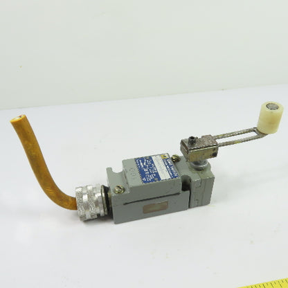 Square D 9007 C54B2 Class 9007 Roller Lever Limit Switch Ser A W/ 10° Head