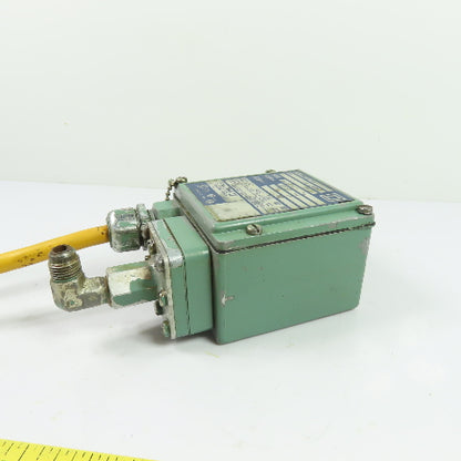Square D 9012 GAW-6 Class 9012 Pressure Switch 30-250 PSI 750 PSI Max Ser A