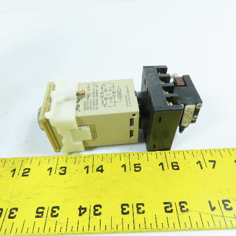 Omron H3G-8C 0-60 Sec Timer Relay W/8-Pin Socket Base 100/110/120VAC