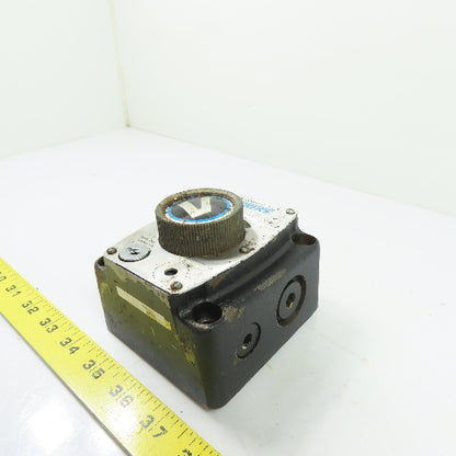 Vickers FCG 02 1500 50 420607 Hydraulic Flow Control Valve 3600PSI