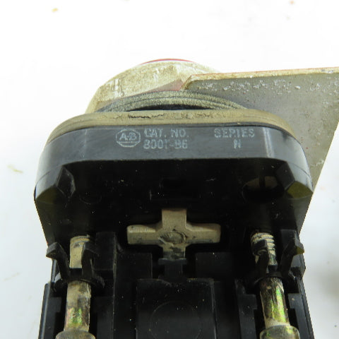 Allen-Bradley 800T-XD2 800T-B6 Red Pushbutton Switch 600VAC Lot Of 2