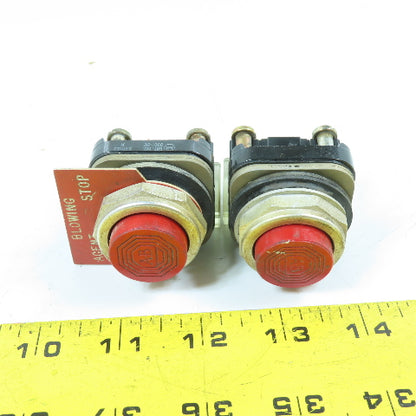 Allen-Bradley 800T-XD2 800T-B6 Red Pushbutton Switch 600VAC Lot Of 2