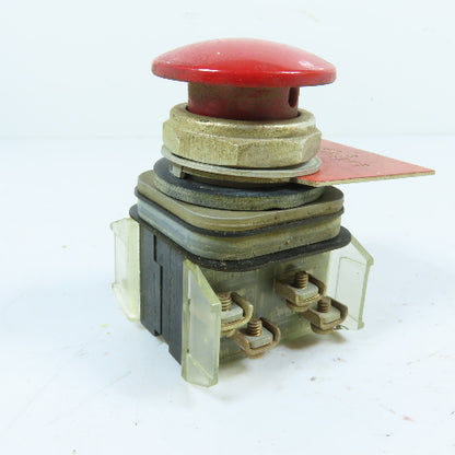 Allen-Bradley 800T-DC Red Mushroom Head Emergency Stop Pushbutton 600VAC