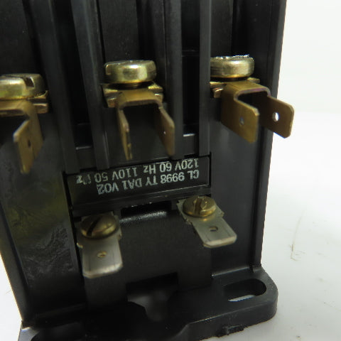 Square D 8910DPA33V02 Definite Purpose Contactor 3-Pole 30A FLA 40A 120VAC Coil