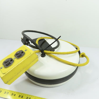 Woodhead N/A Retractable Cord Reel w/ Duplex Outlet Box 110/120V 25'