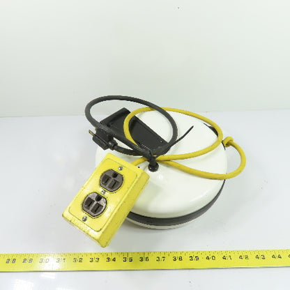 Woodhead N/A Retractable Cord Reel w/ Duplex Outlet Box 110/120V 25'