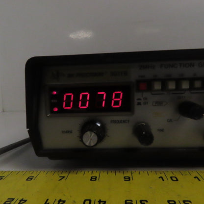 B&K Precision 3011B 2MHz Function Generator 4-Digit LED Display 120VAC