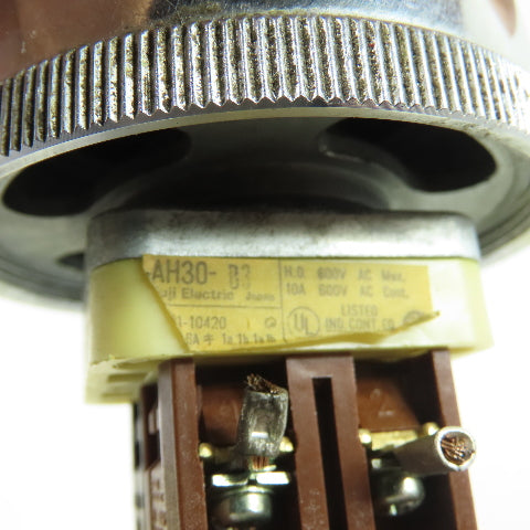 Fuji Electric 41-10420 AH30-B3 30mm Black Mushroom Pushbutton Switch 600VAC