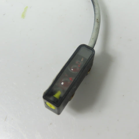 Banner Q2XABAF150-Q5 Adjustable Field Photoelectric Sensor 10-30VDC M12 QD