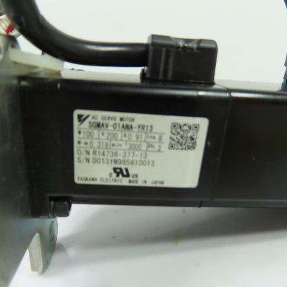 Yaskawa SGMAV-01ANA-YR13 100W 0.318NM AC Servo Motor 200V 3Ph 3000RPM