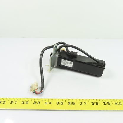 Yaskawa SGMAV-01ANA-YR13 100W 0.318NM AC Servo Motor 200V 3Ph 3000RPM