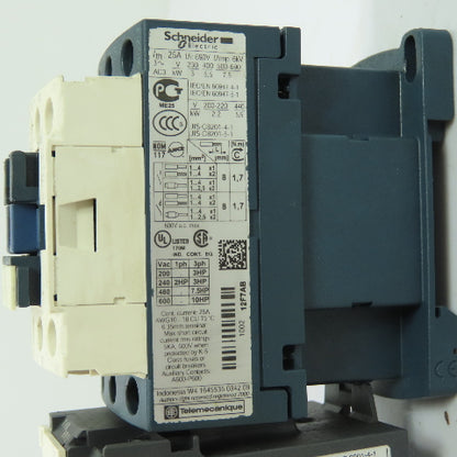 Schneider Electric LC1D12 3-Pole IEC Contactor w/ LRD10 Overload Relay 690V