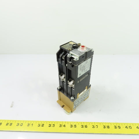 Allen-Bradley 700-P400A1 AC Relay w/ 700-PT Pneumatic Time Delay