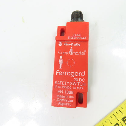 Allen-Bradley FRS-20 440N-G02090 Ferrogard Guardmaster Safety Switch 24VDC