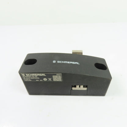 Schmersal 103013494 AZ/AZM201-B1-RT Safety Interlock Switch Actuator