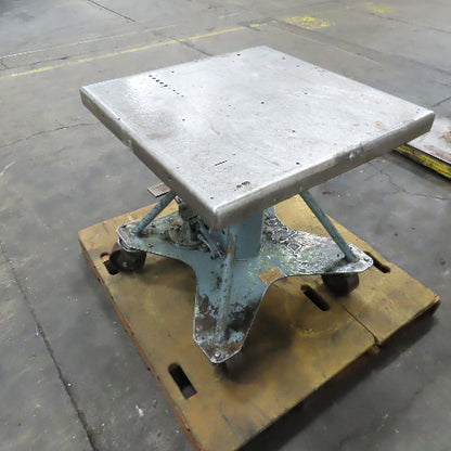 Lyon-Raymond Hydraulic Foot Pump Die Lift Table Cart 2000 lb. 30" x 30"