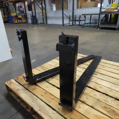 Crown 94182-3 42" x 4" Class II 16" Carriage Forklift Fork Set 2500 lb. Capacity