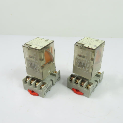 Allen-Bradley 700-HA32A1-4 Ice Cube Relay 120VAC 10A w/ Socket Base Lot Of 2