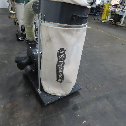Central Machinery 97869 2HP 70 Gallon Dust Collector 120V 1Ph 3450RPM