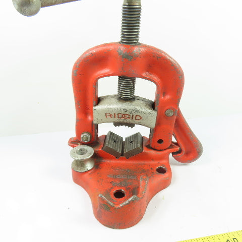 Ridgid No. 22 1/8" to 2-1/2" Capacity Bench Yoke Pipe Vise