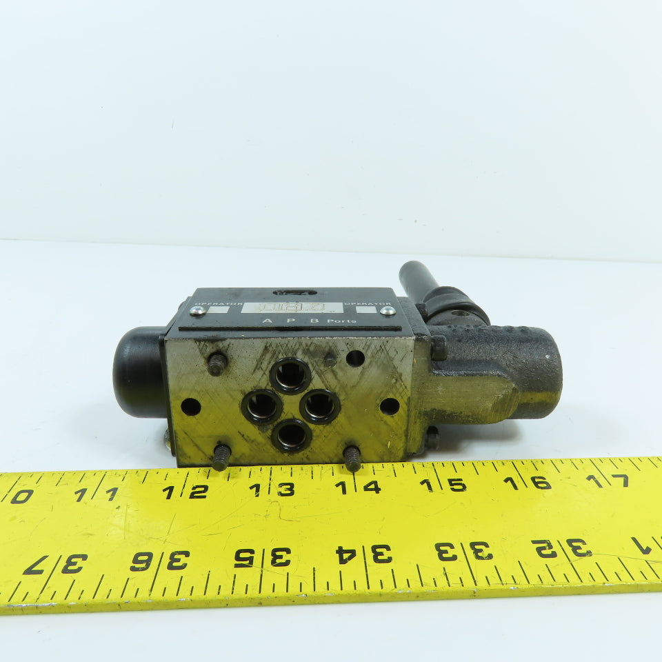 Parker D1VL8C51 Manual Lever Hydraulic Directional Control Valve 5000PSI