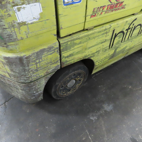 Mitsubishi FGC25 5000lb LP Gas Forklift 130" Lift 3-Stage Mast Side Shift