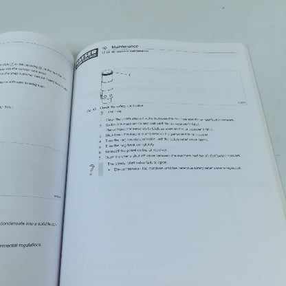 Kaeser 901837 40 USE Aircenter SX Tri-Voltage Screw Compressor Operator Manual