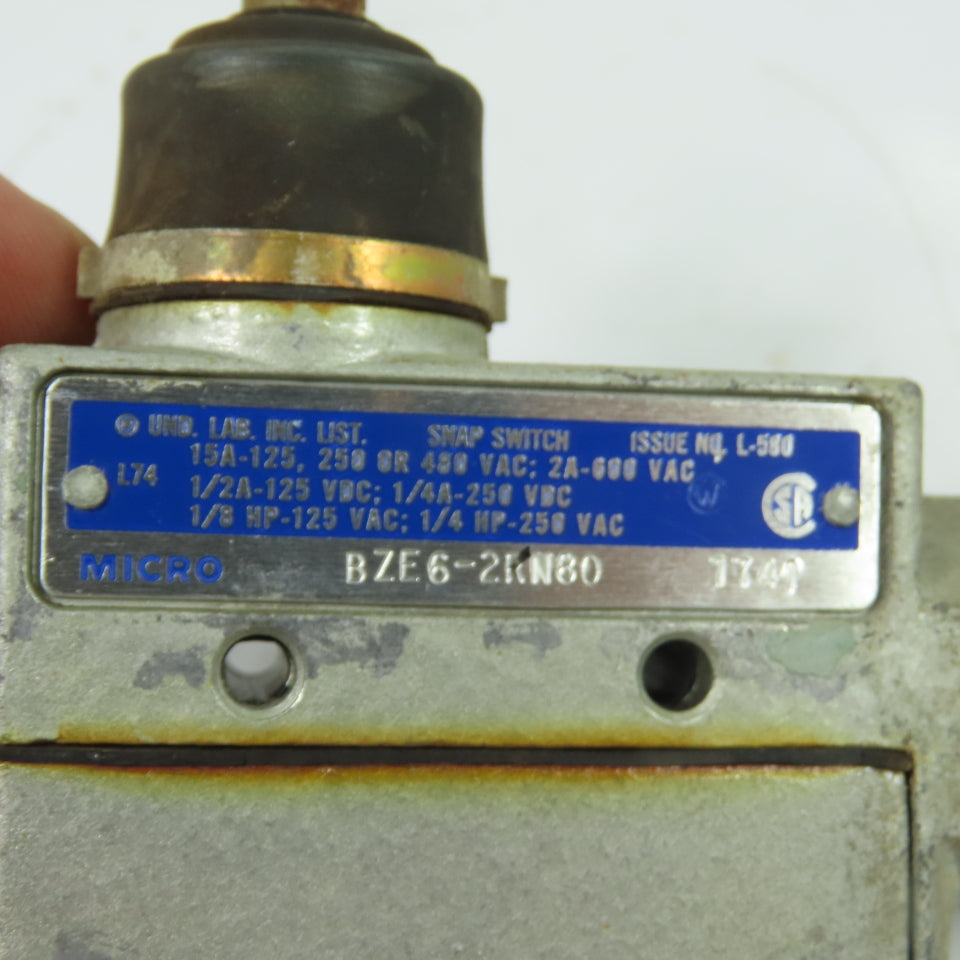 Micro Switch BZE6-2RN80 15A SPDT Roller Plunger Limit Switch 600VAC