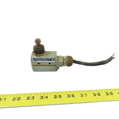 Micro Switch BZE6-2RN80 15A SPDT Roller Plunger Limit Switch 600VAC
