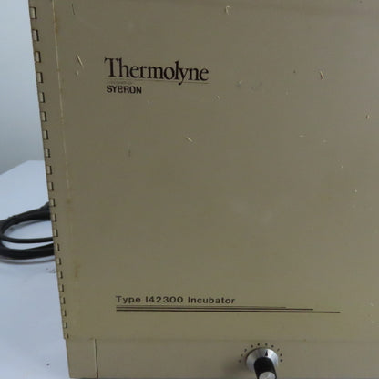 Thermolyne I42325 2-Shelf Bench-Top Laboratory Incubator 120V 1Ph