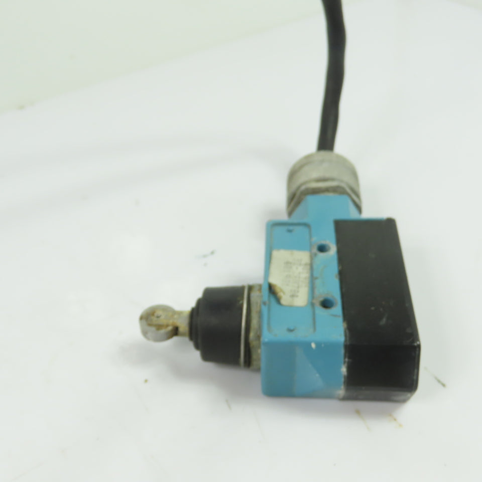 Honeywell BZ-2RN784 15A SPDT Roller Lever Limit Switch 250VAC