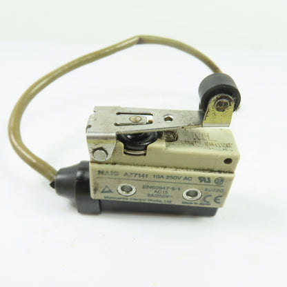 NAIS AZ7141 10A SPDT Roller Lever Limit Switch 250VAC