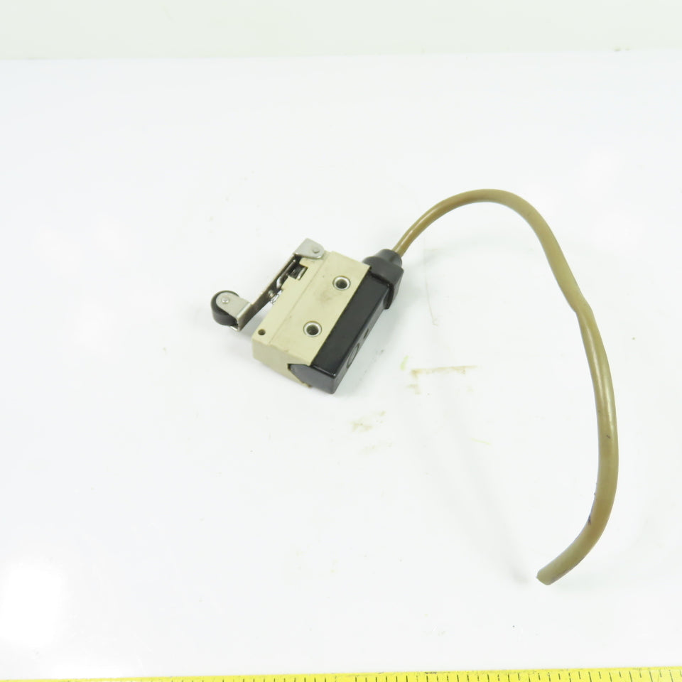 NAIS AZ7141 10A SPDT Roller Lever Limit Switch 250VAC