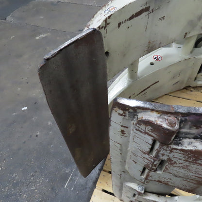 Cascade 45F-RCP-265 Rotating Paper Roll Clamp Attachment 3180 lb. Cap Class II