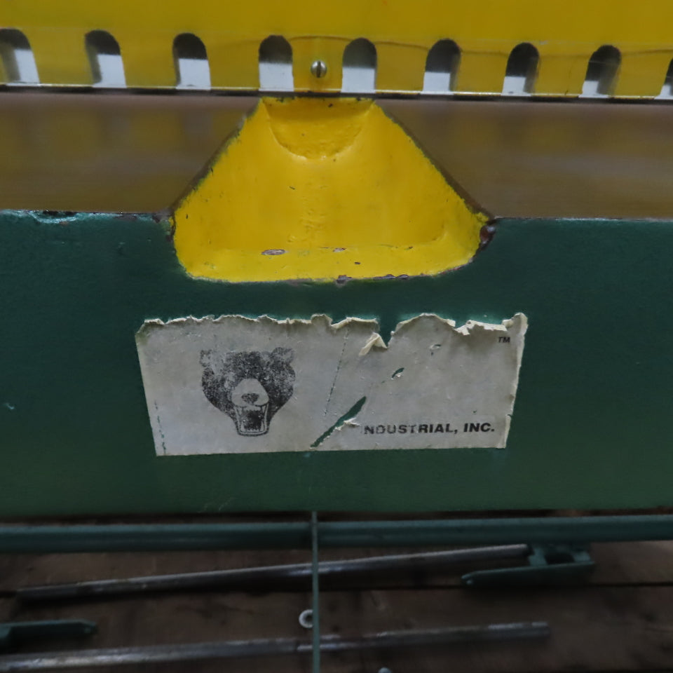 Grizzly 52" Manual Sheet Metal Foot Shear