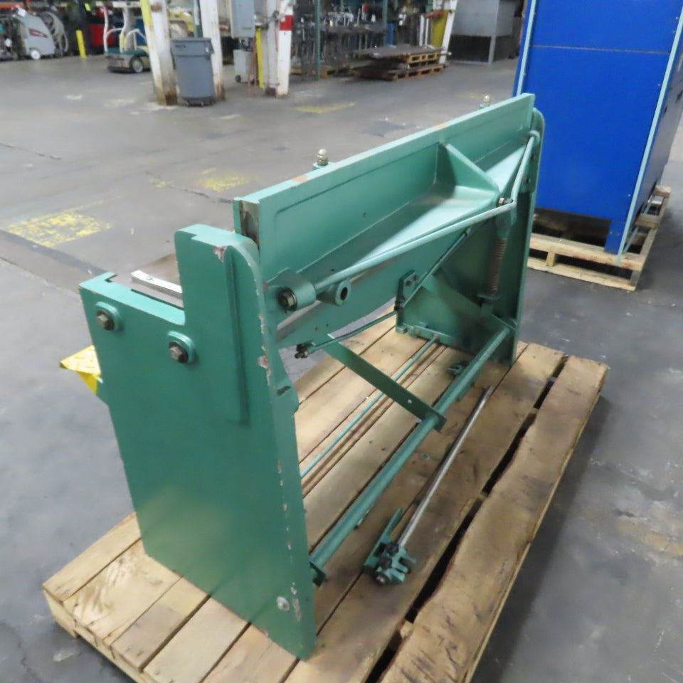 Grizzly 52" Manual Sheet Metal Foot Shear