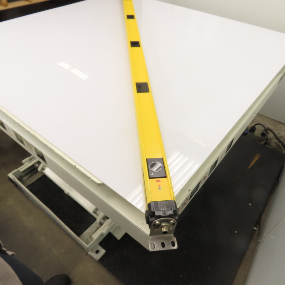 STI PA46-6-300-Q2-X-M Perimeter Access Safety Light Curtain Transmitter 24VDC
